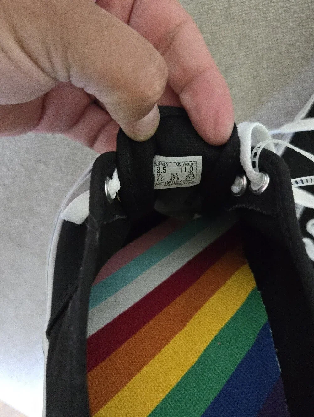 Vans brand bin